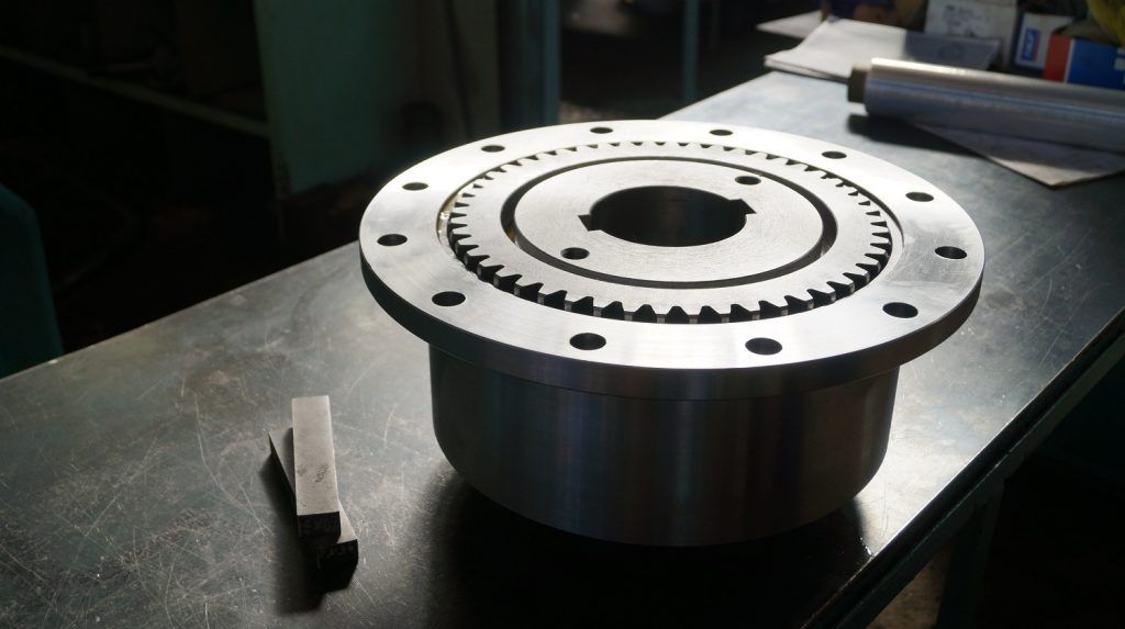 Полумуфты тостера — внутренняя и наружная часть, изготовлены ТПК Брик по образцу заказчика