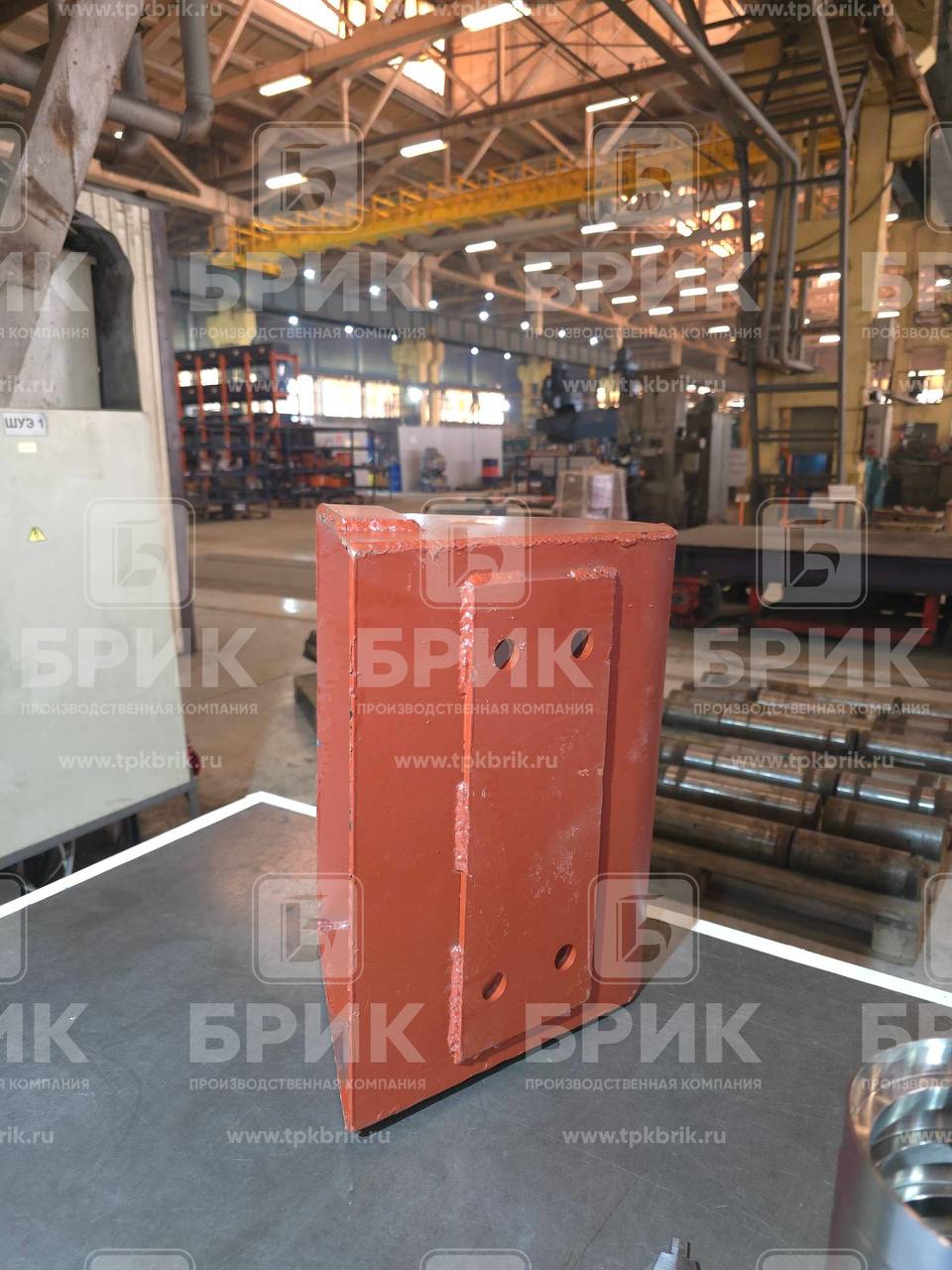 Ковши с обработанными крепёжными отверстиями — детали для конвейера ТПК БРИК